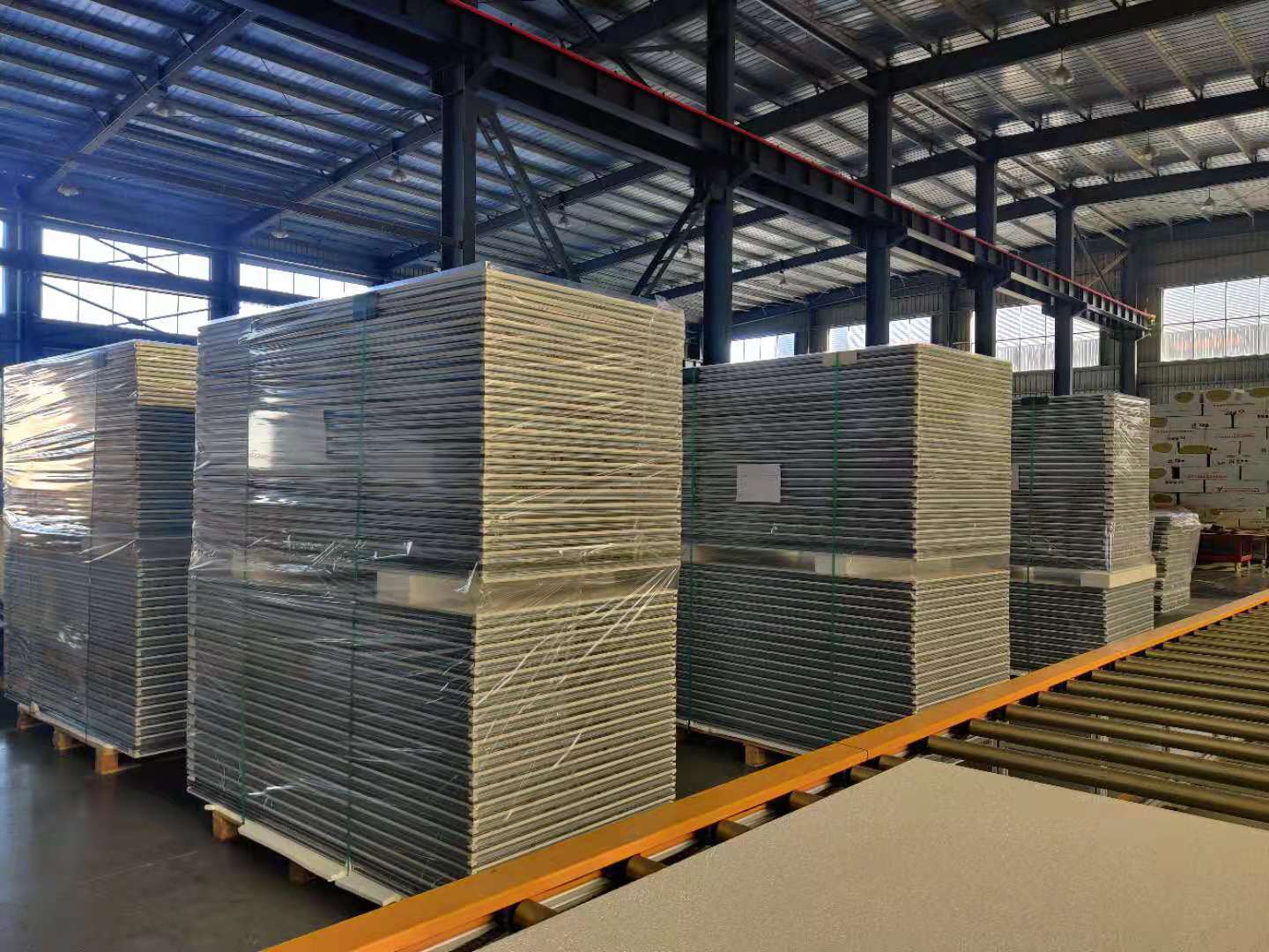 上鹽城手工凈化板在生產(chǎn)和使用過程中出現(xiàn)的問題分析